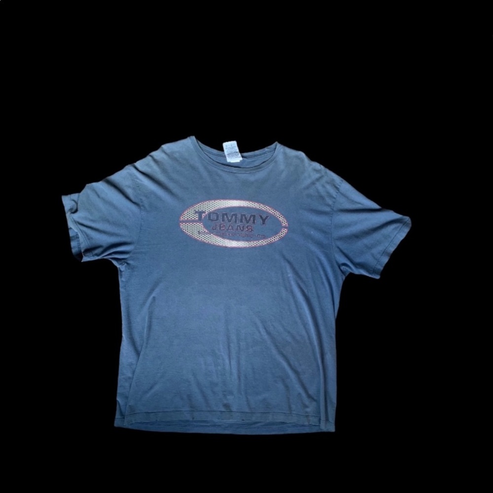 Vintage Tommy Hilfiger tshirt